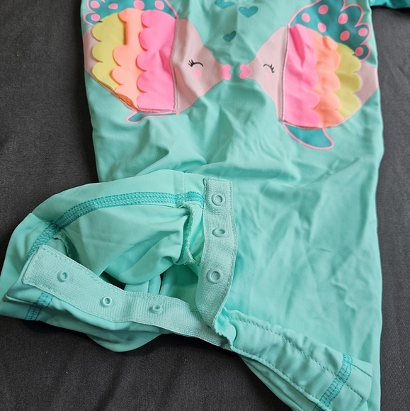 Babies One Piece 12-18m Rashguard with Colorful Fish Design - Picture 3 of 4
